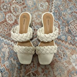 🌟🌟🤍🤍Cream color heels🌟🌟